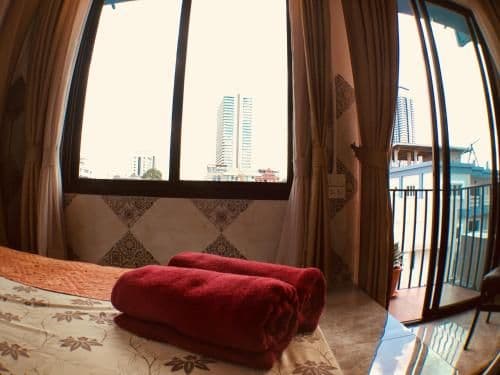 Apartment with Balcony