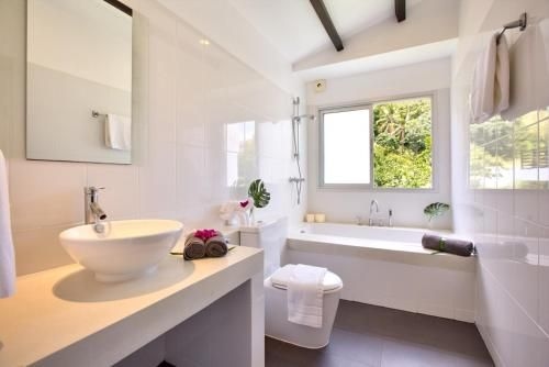 3 Bedroom Luxury 5 Star Seaview Villa Esprit2