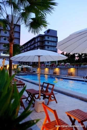 โรงแรมเดอะ แมนโกรฟ (The Mangrove Hotel)4