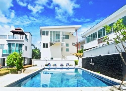 Kamala Paradise New Townhouse 2 bedrooms0