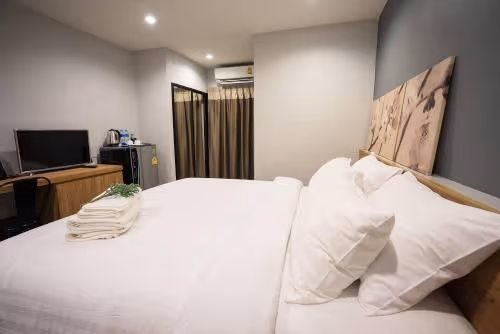 Standard King Room