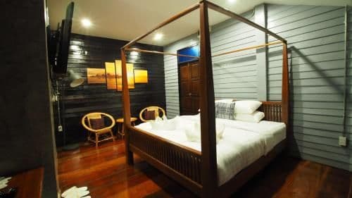 King Room with Spa Bath