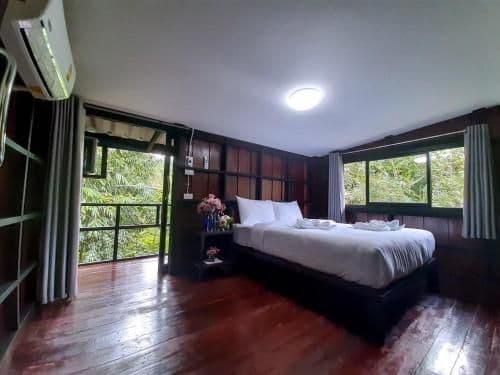 Mixed Dormitory Room
