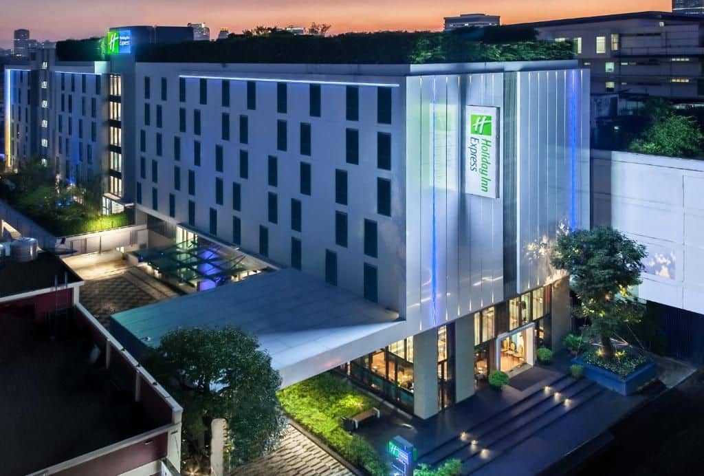 Holiday Inn Express Bangkok Soi Soonvijai Holiday Inn Express Bangkok Soi Soonvijai