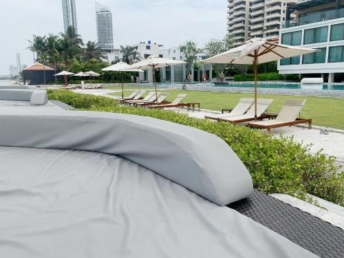 Veranda Res. SeaView 2bed 2bath 19Fl2