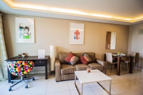 Laguna Bay 2 - Stylish Suites2