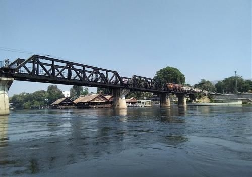 hotel@Kanchanaburi+Taxi2