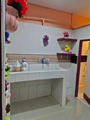 6-Bed Mixed Dormitory Room