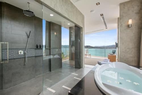 Villa with Sea View