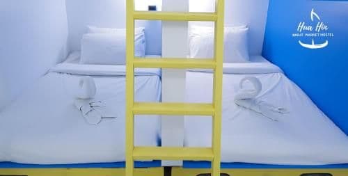 Bunk Bed in Mixed Dormitory Room