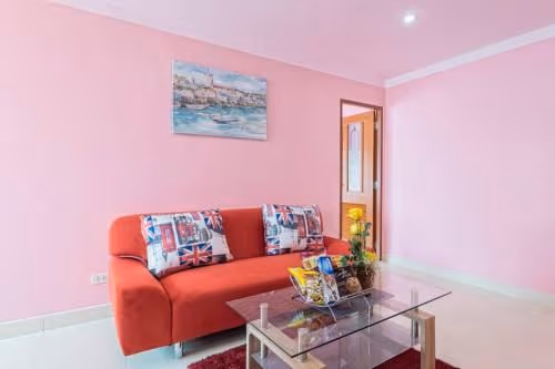 One-Bedroom Apartment