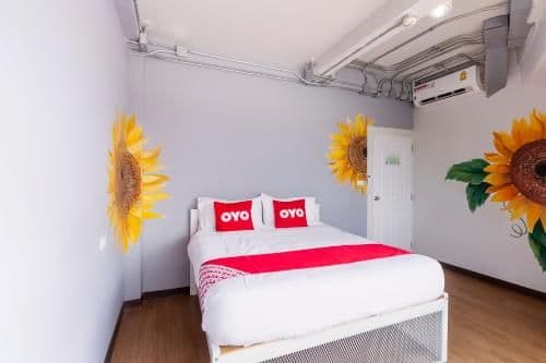 Standard Double Room with Shared Bathroom