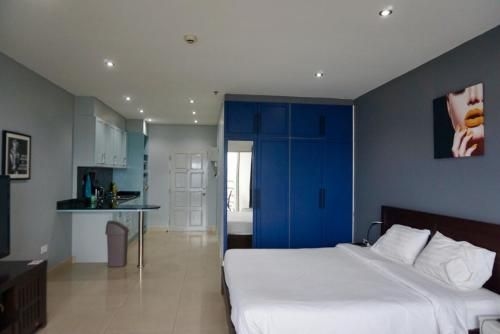 View Talay6 Mark Apartments4