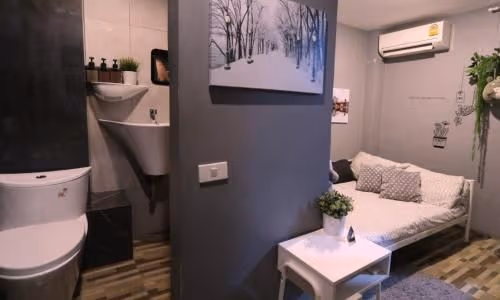 Quadruple Room with Private Bathroom