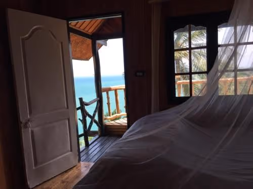 Bungalow with Sea View