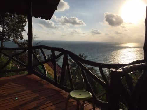 Bungalow with Sea View