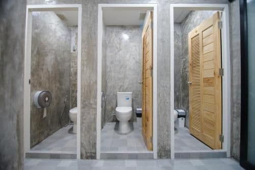 Quadruple Room with Shared Bathroom