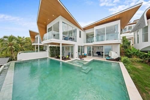 Villa with Sea View