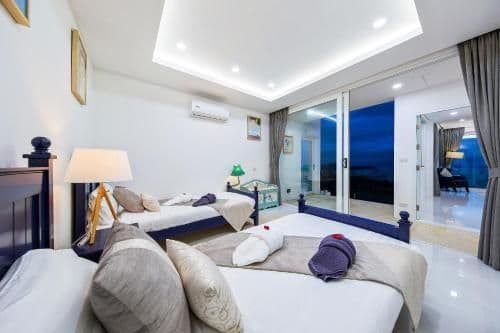Villa with Sea View