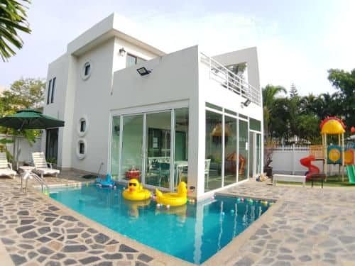 Baan Pool Villa01 (Bangsaen-Mountain view) Baan Pool Villa01 (Bangsaen-Mountain view)