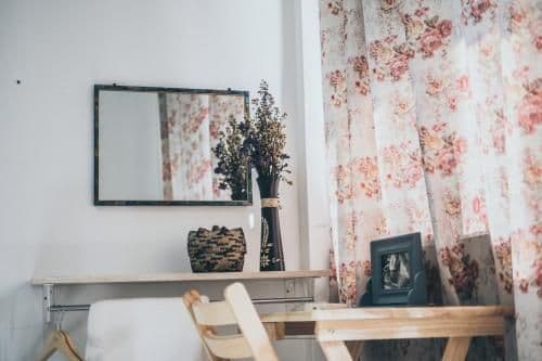 Standard Twin Room with Shared Bathroom