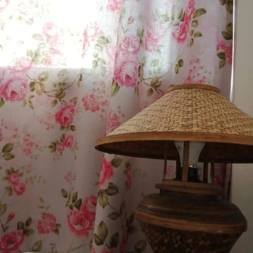 Queen Room with Shared Bathroom