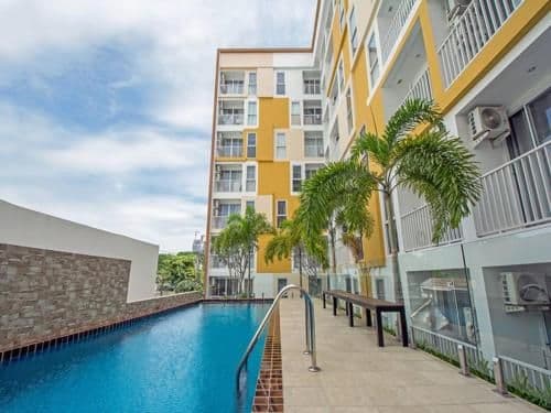 Apartment with Balcony
