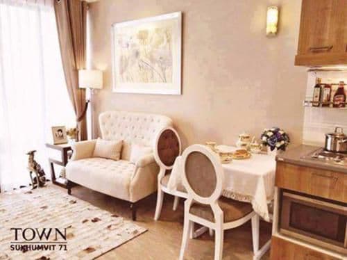 Apartment with Balcony