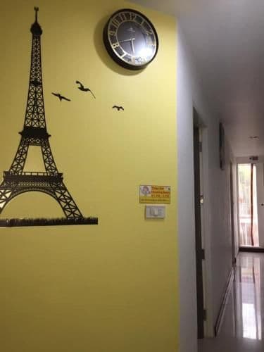 8-Bed Mixed Dormitory Room