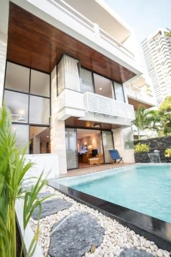 Six-Bedroom Villa with Sea View