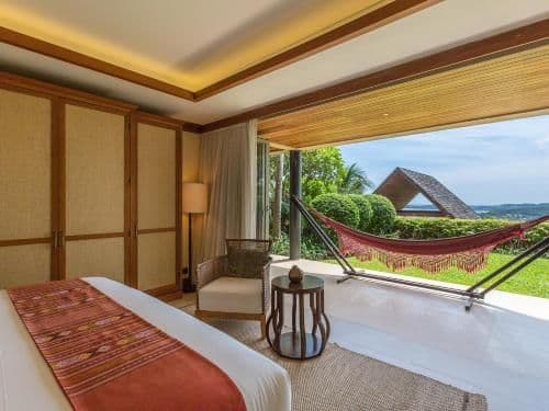 Villa with Garden View