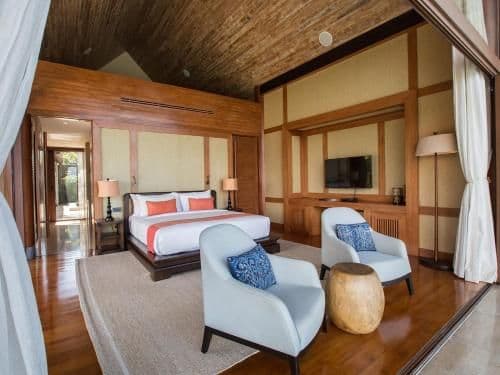 Villa with Sea View