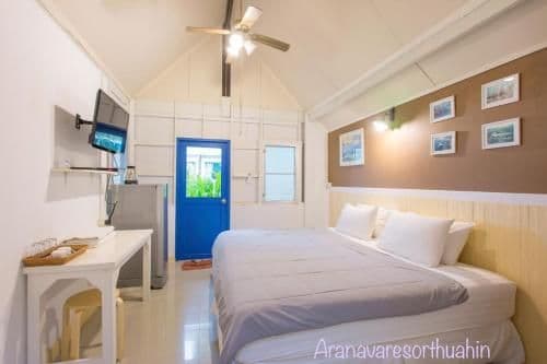Holiday Home with garden view