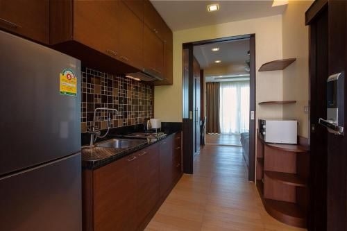 Sea & Sky condominium by Ekaterina4
