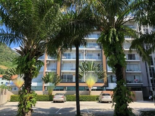 Studio Apartment with Sea View