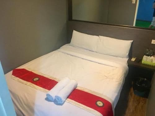 Standard Double Room with Shared Bathroom