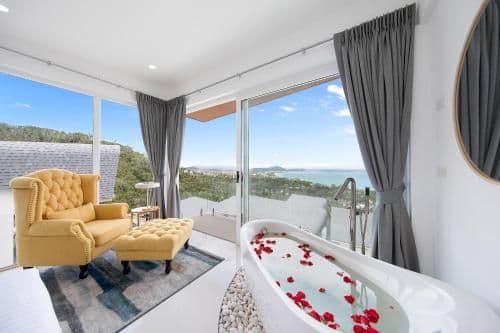 Villa with Sea View