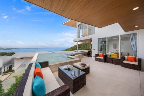 Villa with Sea View