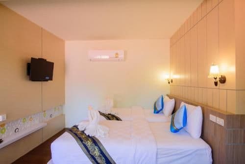 Deluxe Double or Twin Room with Balcony