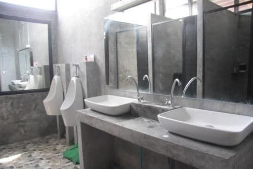 Single Bed in Mixed Dormitory Room