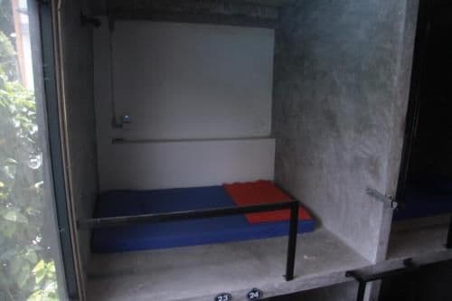 Single Bed in Mixed Dormitory Room
