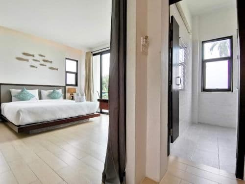 Deluxe King Room