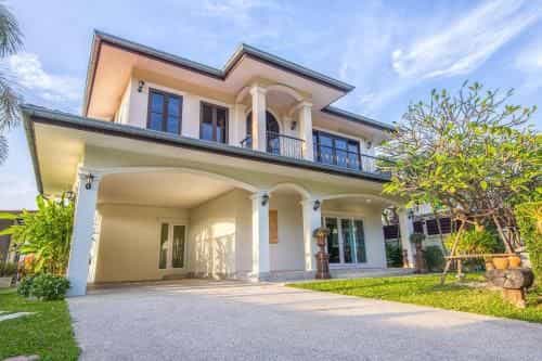 Baan Big Family Pool Villa Baan Big Family Pool Villa