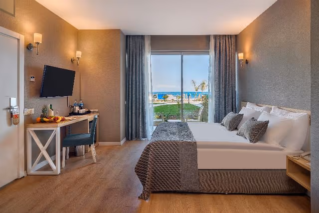 DOUBLE SEA VIEW