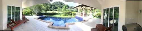 Private Pool Villa in Loch Palm Golf Private Pool Villa in Loch Palm Golf