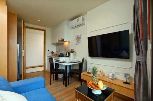 One-Bedroom Apartment