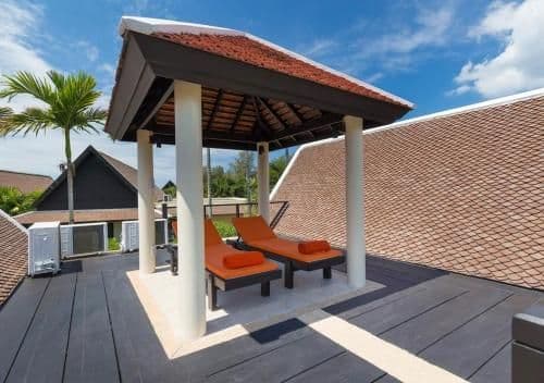 Villa - Beach Front