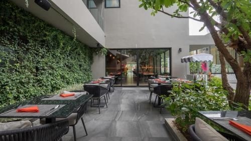 Apartment near Bangtao beach 2bdr 1bth2