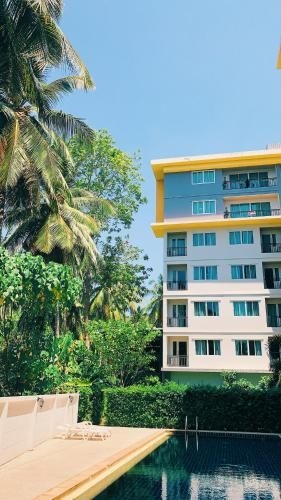Free Motorbike and Cosy Coconut Jungle Condo At Ahad Suite Aonang3