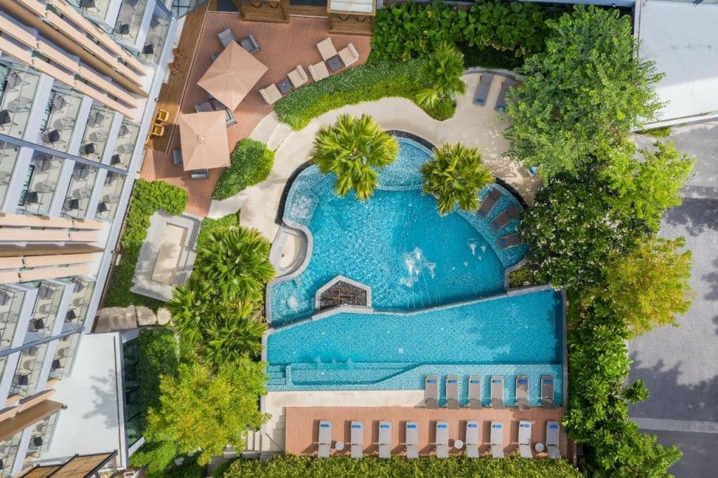 โรงแรมแอมเบอร์ พัทยา โรงแรมแอมเบอร์ พัทยา